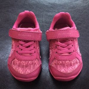 Dark pink baby girl stride rite sneakers sz 5